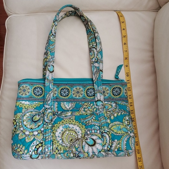 Vera Bradley Handbags - Retired Vera Bradley Peacock Bag